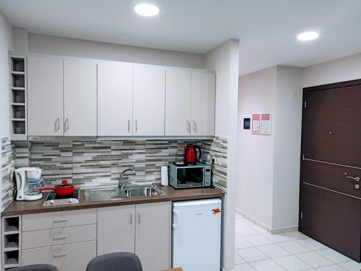 Central Square Apartment 1 Pyrgos  Exterior photo